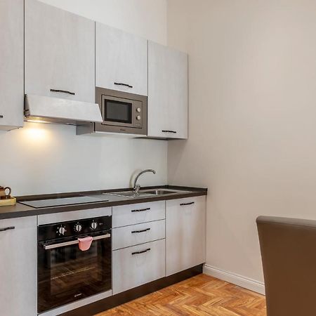 רומא Rione Prati Elegant Apartment With Balcony מראה חיצוני תמונה